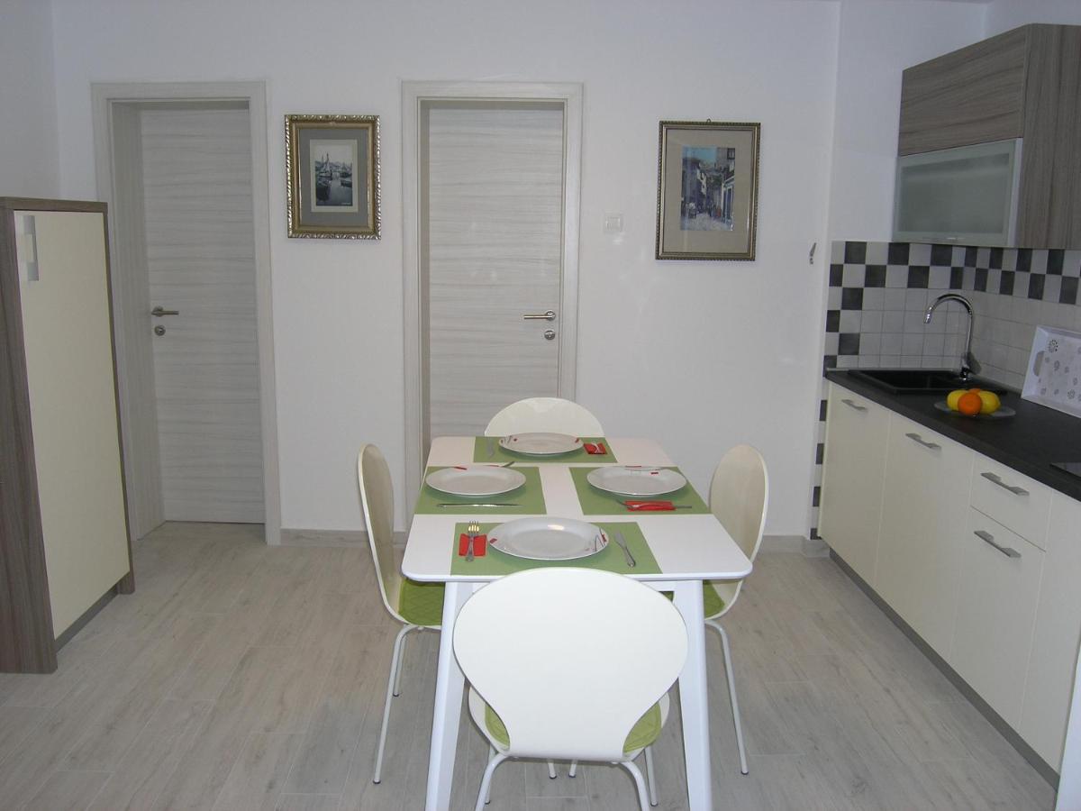 Apartments Aventura Baska For Relaxing Holidays Екстериор снимка
