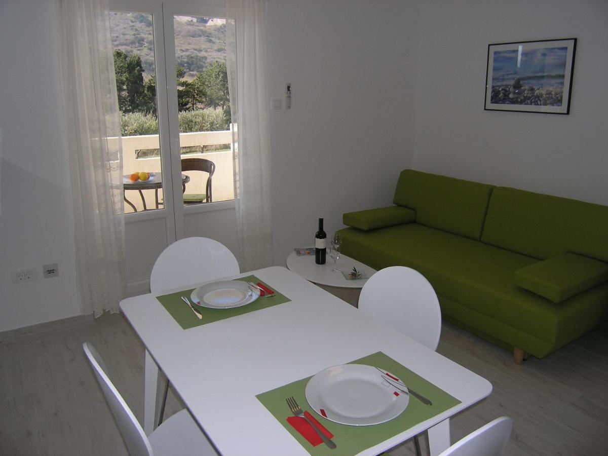 Apartments Aventura Baska For Relaxing Holidays Екстериор снимка