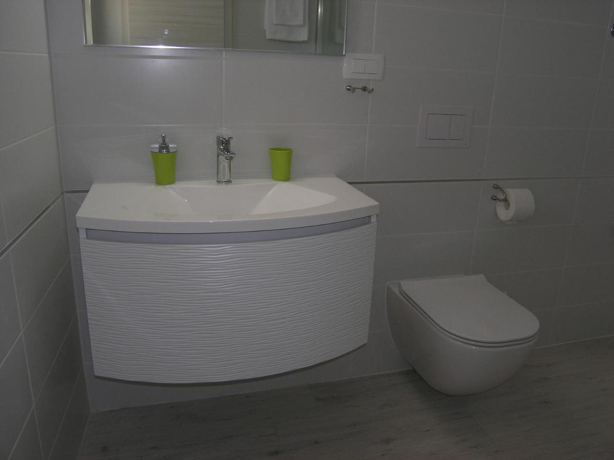 Apartments Aventura Baska For Relaxing Holidays Екстериор снимка