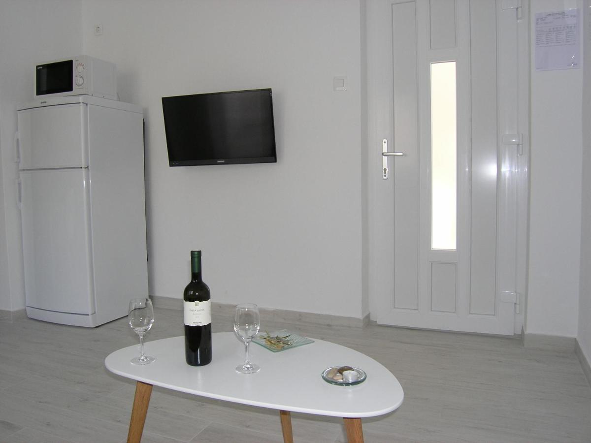 Apartments Aventura Baska For Relaxing Holidays Екстериор снимка