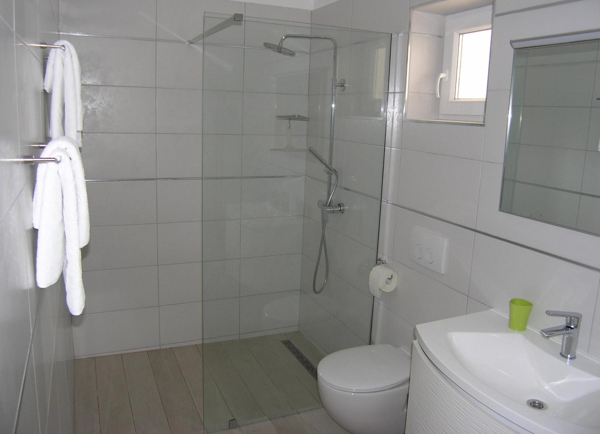Apartments Aventura Baska For Relaxing Holidays Екстериор снимка