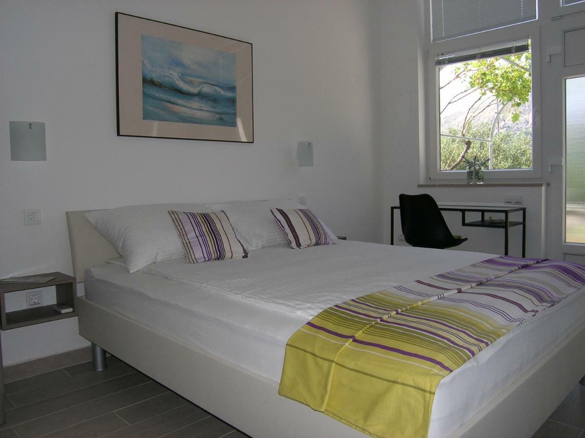 Apartments Aventura Baska For Relaxing Holidays Екстериор снимка